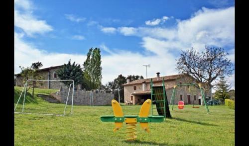 Olost Villa Sleeps 8 With Pool