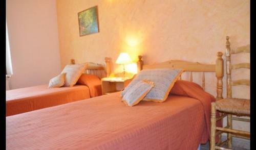 Olost Villa Sleeps 8 With Pool