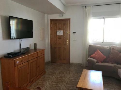 Lovely 2-bed House In Punta Prima Orihuela Costa