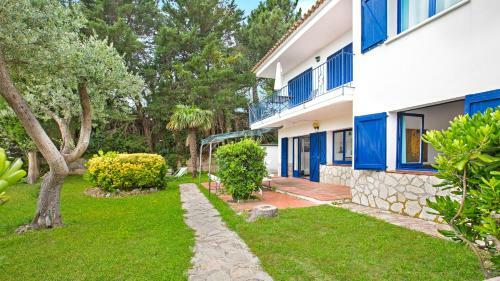 Apartment- Roc Pl.