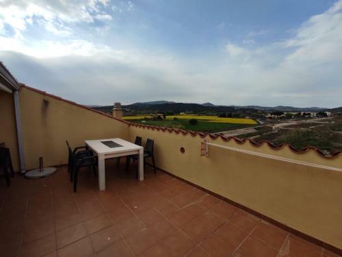 Stunning 4-bed Apartment In Palamos