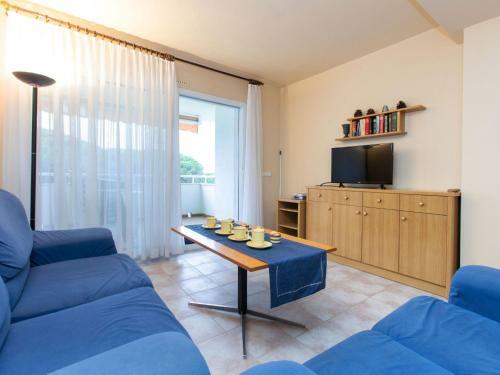 Apartment Green Mar C302