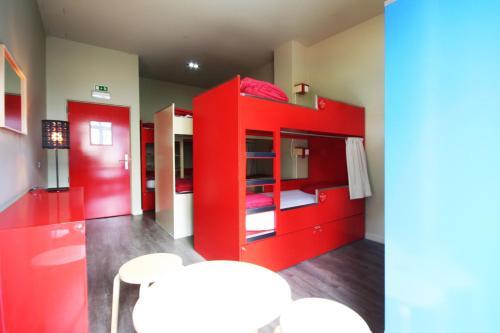 Pilot Design Hostel & Bar