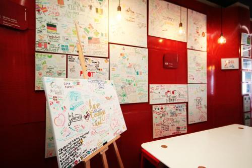 Pilot Design Hostel & Bar