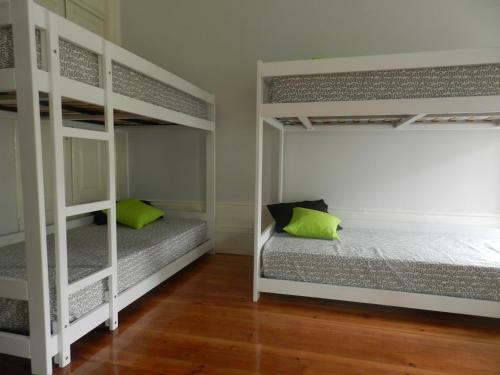 Hostal Jualis Guest House