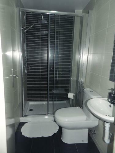 Hostal Jualis Guest House
