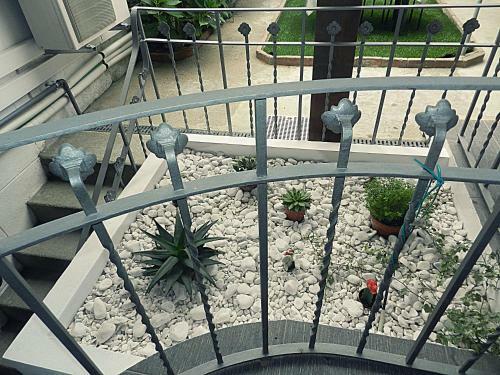 Hostal Jualis Guest House