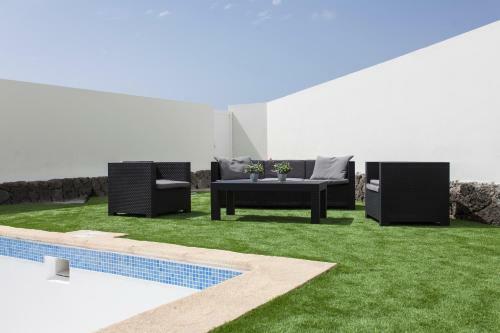Villaantonia Private Huge Heated Pool And Super Fast Wifi