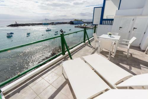 Sea Breeze Apartment