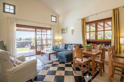 Villa Ambar Cherry