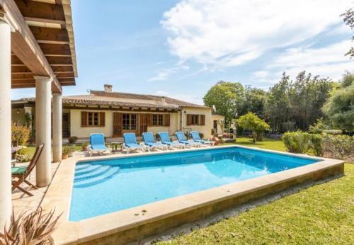 Pollenca Villa Sleeps 5 With Pool Air Con And Wifi