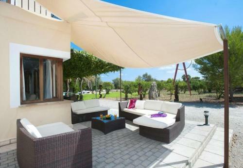 Villa In Pollenca Sleeps 10 Includes Swimming Pool Air Con And Wifi