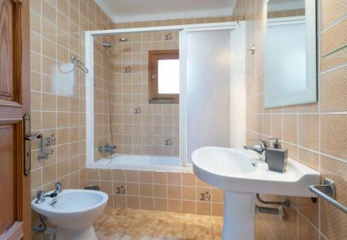 Villa In Pollenca Sleeps 5 Includes Swimming Pool Air Con And Wifi
