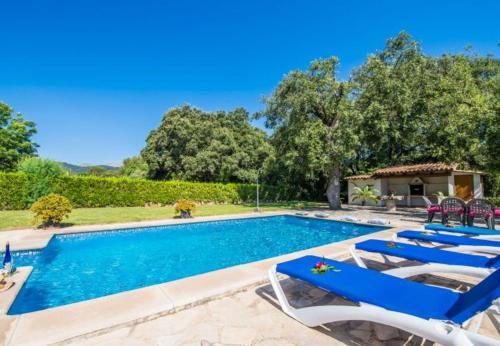 Pollenca Holiday Home Sleeps 6 With Pool And Air Con