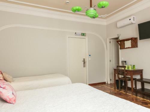 Hostal Chalet Saudade