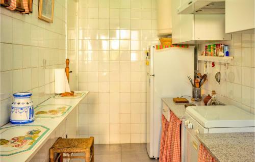 Stunning Apartment In Grao de Gandia W/ 2 Bedrooms