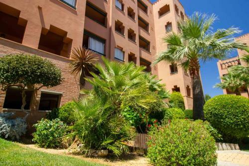 (Har002) Sea View Apartment 200m To Beach