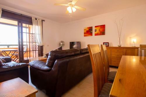 (Har002) Sea View Apartment 200m To Beach