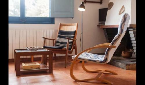 Quart D'onyar Villa Sleeps 6 With Pool