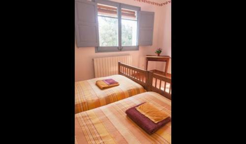 Quart D'onyar Villa Sleeps 6 With Pool