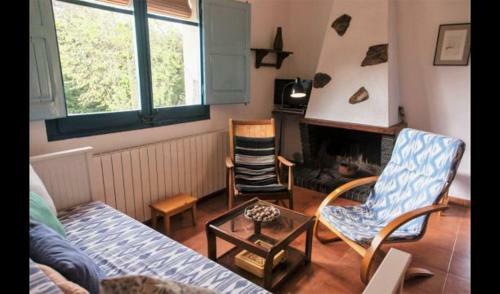 Quart D'onyar Villa Sleeps 6 With Pool