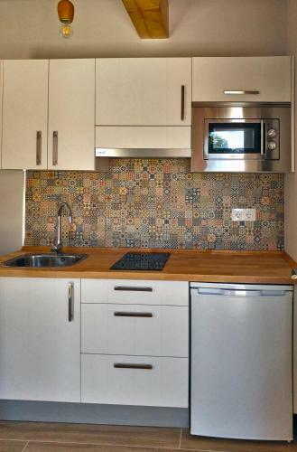 Catapeixe Holiday Apartments