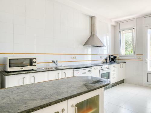 Exotic Villa In Roda De Bar� With Private Pool