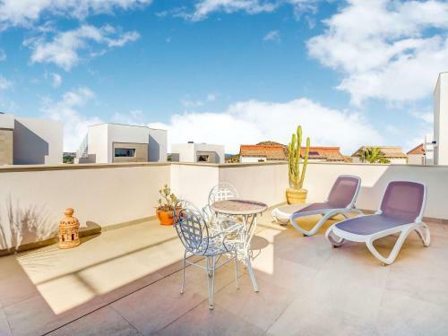 Charming Villa In Rojales With Swimming Pool