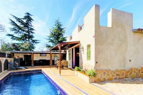 Casa Franchesca - Barneda