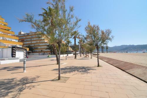 Apartamento Rnet - Rhc - 2101 - Rosas Holiday Center