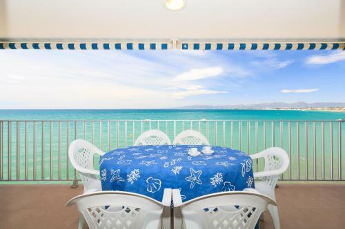 Uhc Acantilados Family Apartments