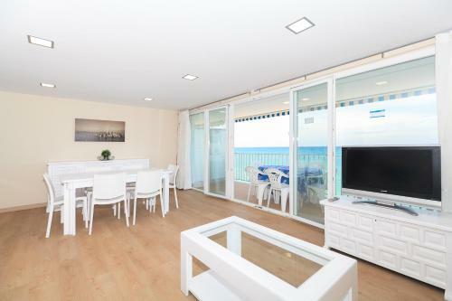 Uhc Acantilados Family Apartments