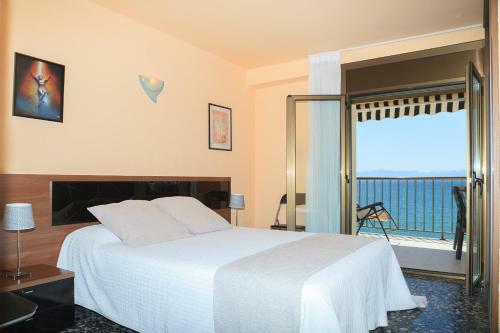 Uhc Acantilados Family Apartments