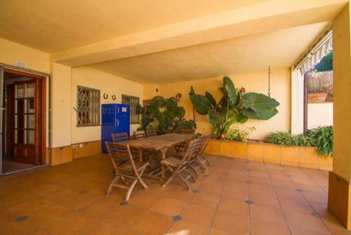 Sant Antoni de Calonge Villa Sleeps 10 Pool Wifi