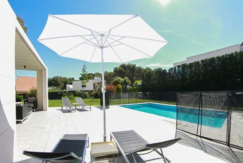 Sant Antoni de Calonge Villa Sleeps 10 Pool Air Con