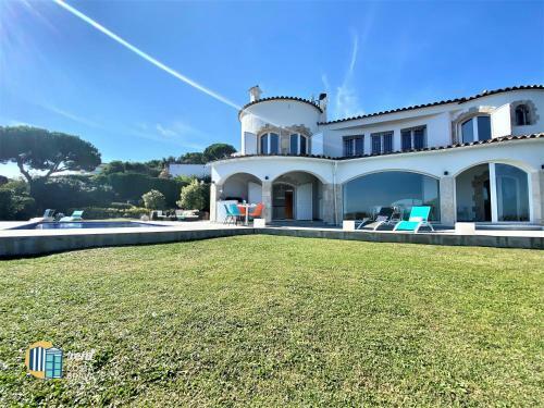 Villa Saramel