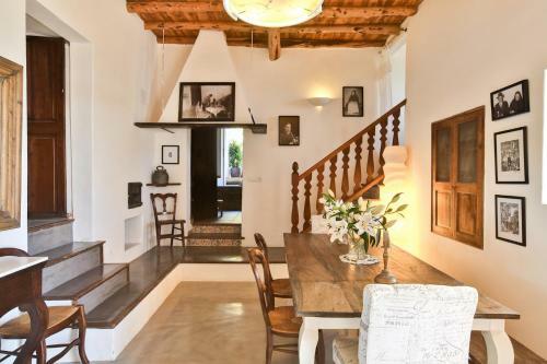 Rent This Luxury Villa With Private Pool, Ibiza Villa 1017