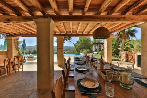 Rent This Luxury Villa With Private Pool, Ibiza Villa 1017