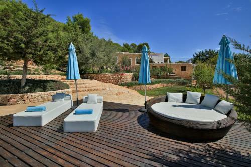Rent This Luxury Villa With Private Pool, Ibiza Villa 1017
