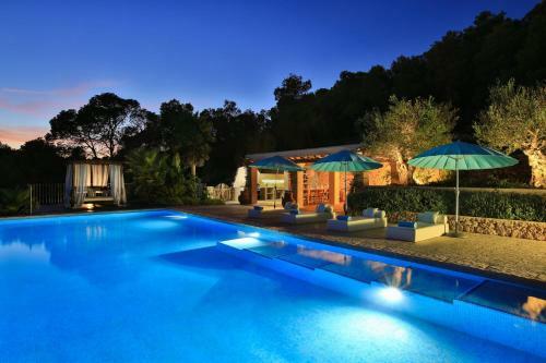 Rent This Luxury Villa With Private Pool, Ibiza Villa 1017