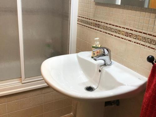 Snug Apartment In Andaluc�a With Private Garden