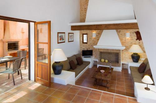 Can Noves - 5 Suites Recently Built Villa With Bbq & Outside Area