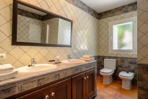 Beautiful Sea-view 6 Bedroom And 5 Bathroom Villa