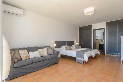 Beautiful Sea-view 6 Bedroom And 5 Bathroom Villa