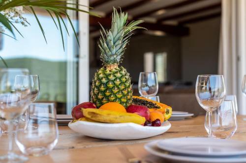 Beautiful Sea-view 6 Bedroom And 5 Bathroom Villa
