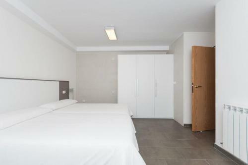 Apartamento Ulia B - Local Rentss