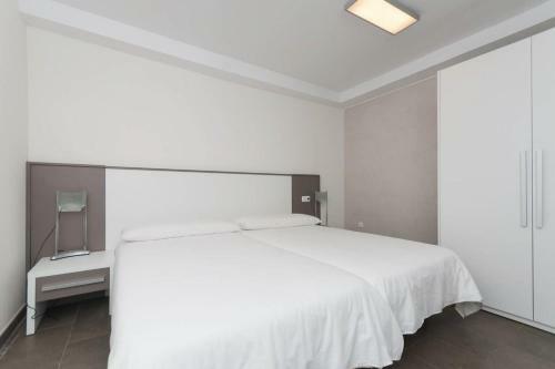 Apartamento Ulia B - Local Rentss