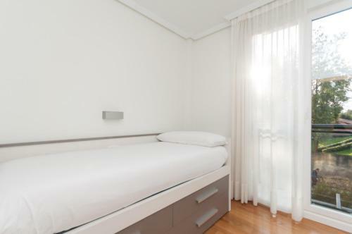 Apartamento Ulia B - Local Rentss