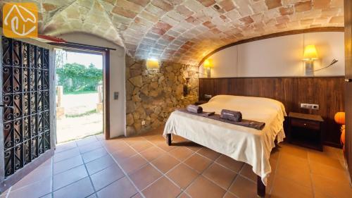 Vidreres Villa Sleeps 22 Pool Air Con Wifi