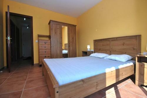 Villa In Santa Ceclina Sleeps 6 Includes Swimming Pool 4